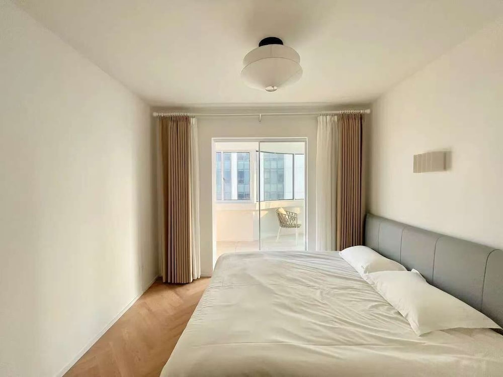 Book and Bed - Xujiahui