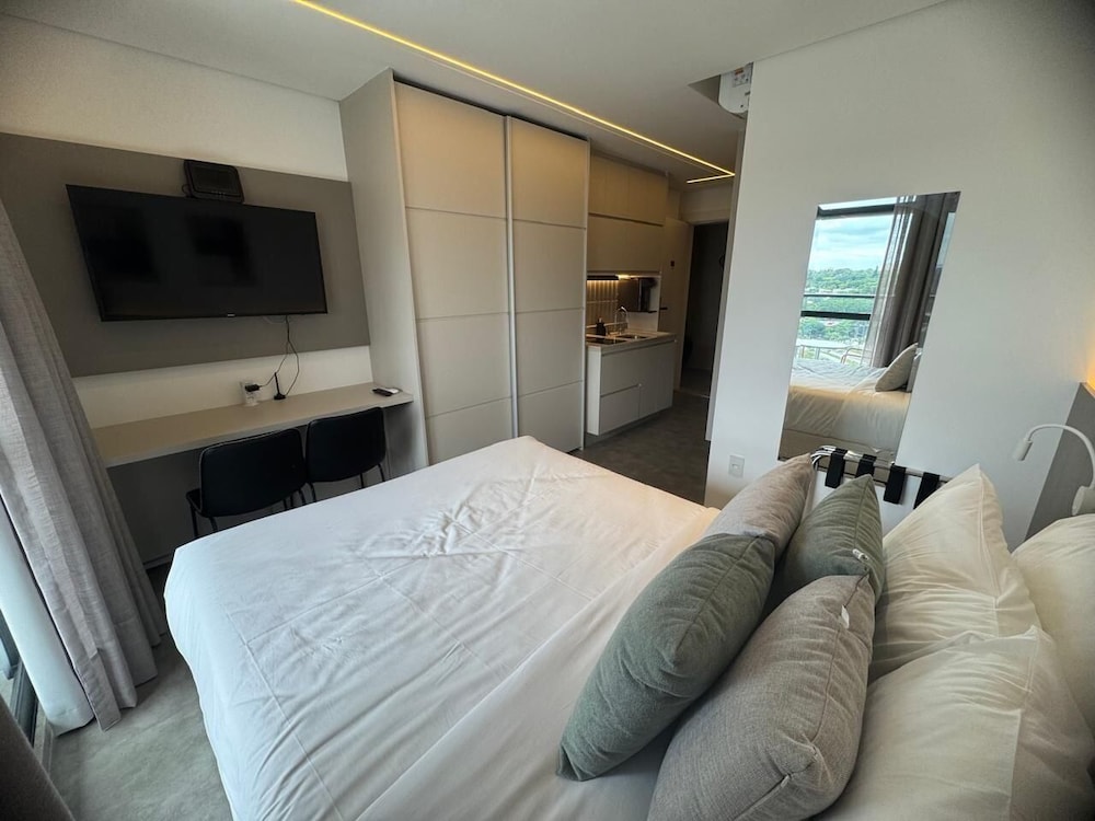 Haus Mitre Residences