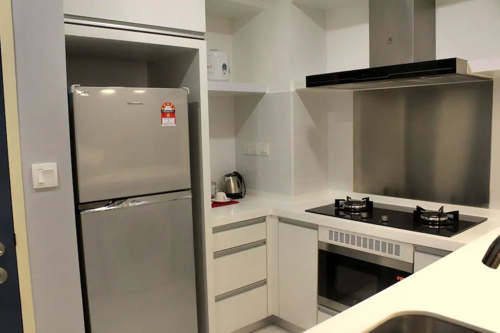 Comfy Home at Sutera Avenue photo 3