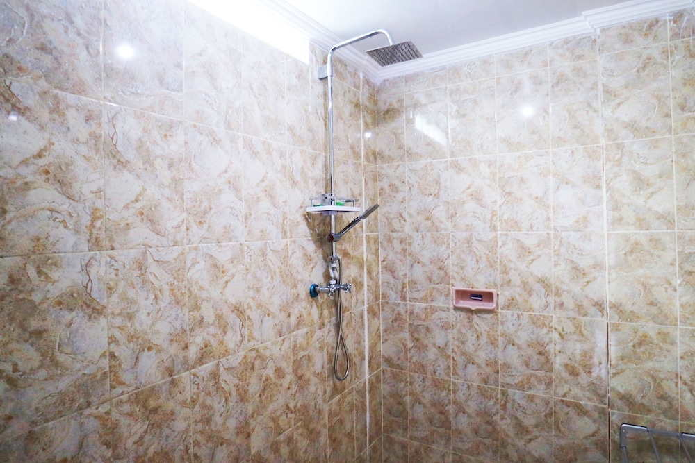 The Wina Echo Beach Guesthouse