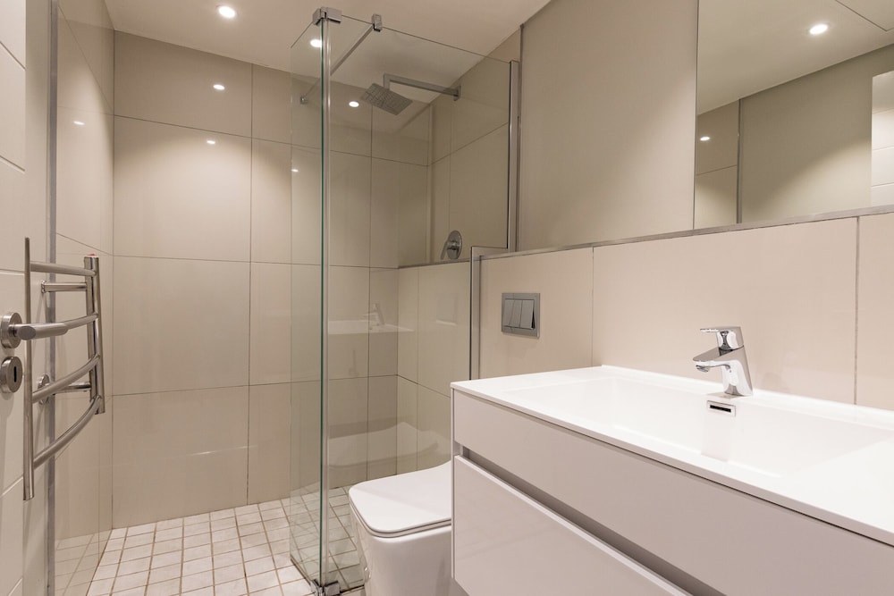 Docklands Deluxe Apartments by ITC Hospitality