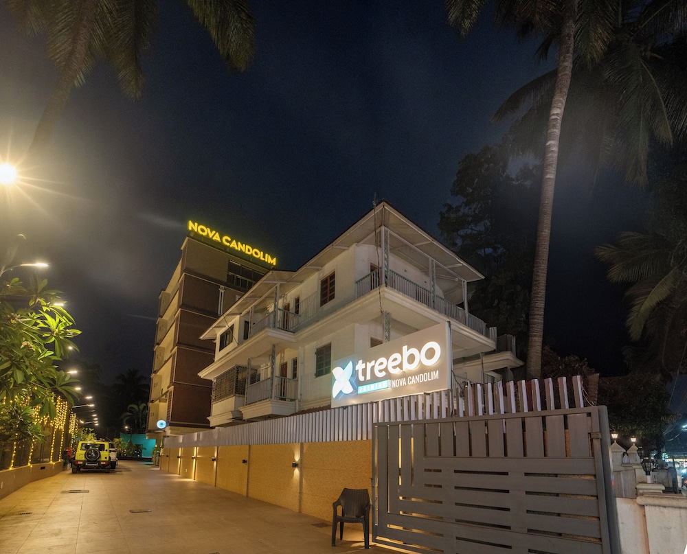 Treebo Premium Nova Candolim with Pool and spa