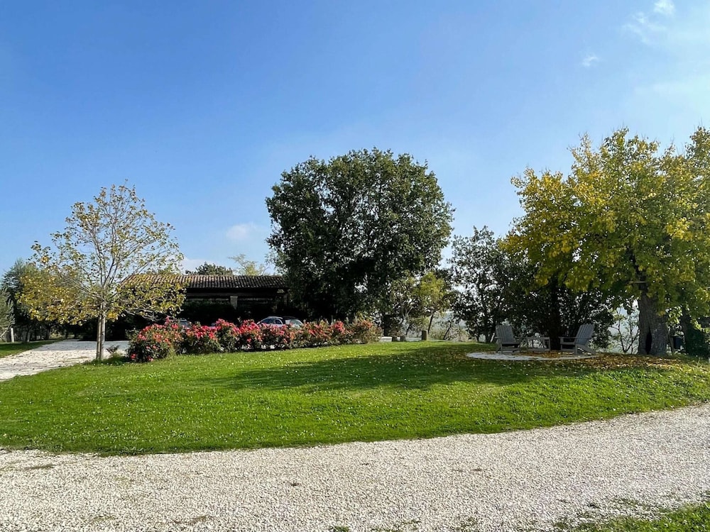 Amazing Apartment in Belvedere Ostrense With Garden view 5