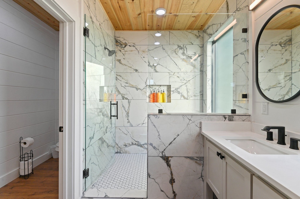 Luxury Retreat in Broken Bow