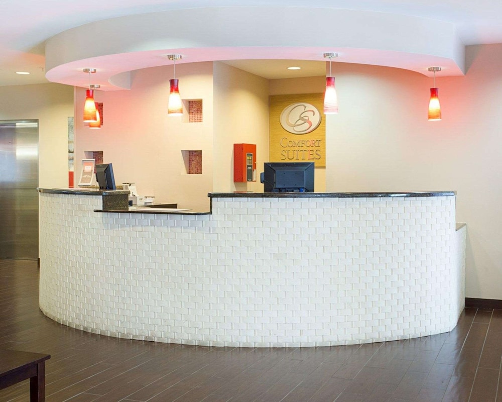 Comfort Suites Mandeville - Covington view 5