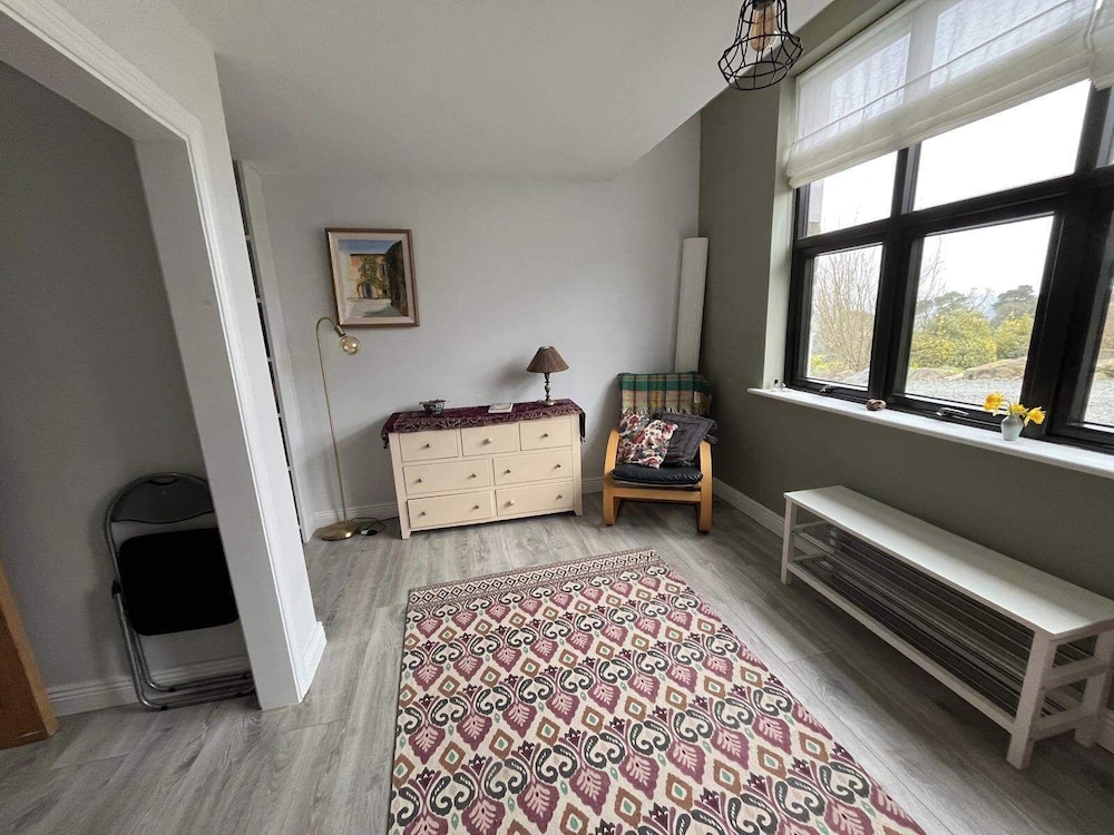 Peace Apartment With Views Near Gorey