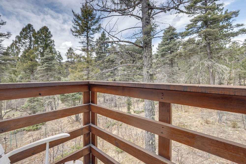 2 Min to Hiking: Cabin w/ Deck in Angel Fire