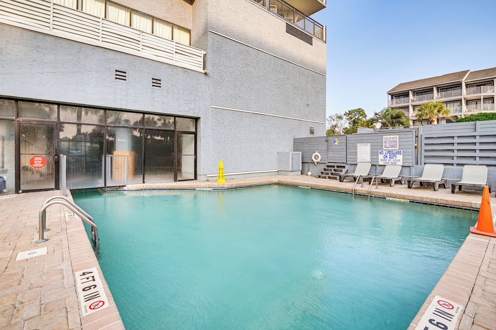 Balcony + Pool Access: Myrtle Beach Resort Escape!