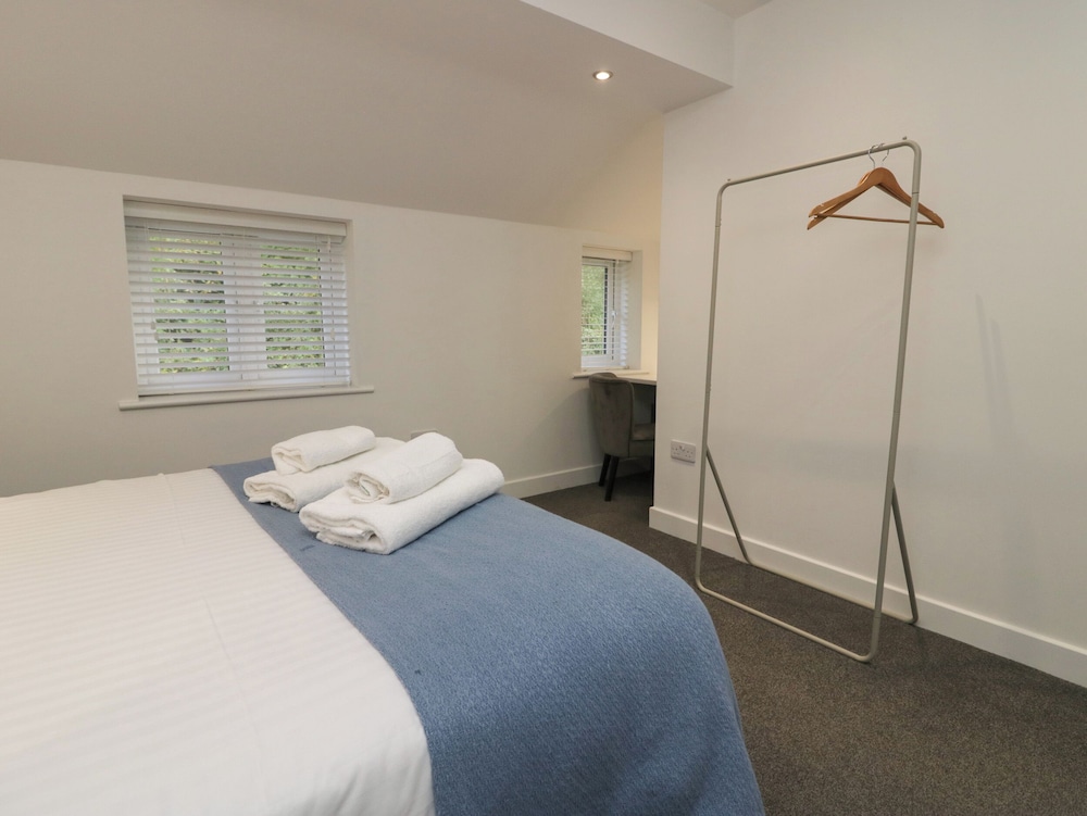 Edgemere Retreat