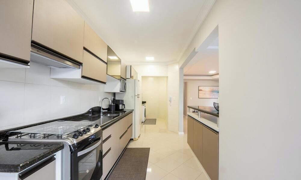 Apt w/ 3 BR & Grill 400m From the Beach Prs0101