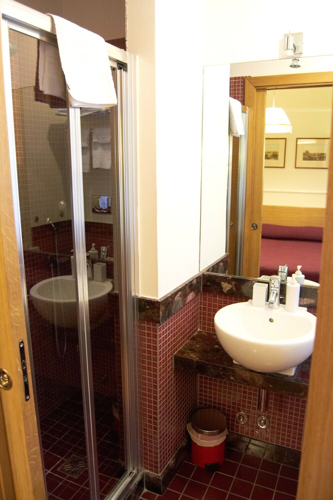 Domus Cavour Guest house
