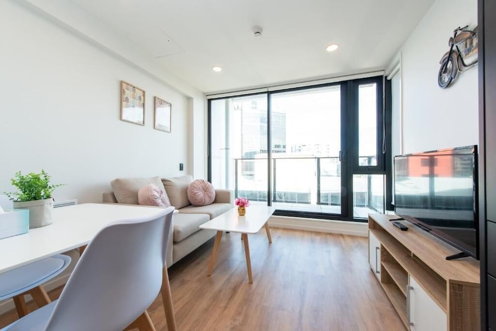Sky Stars CBD Apartments