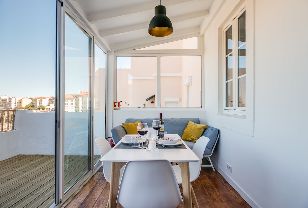 Lisbon Center Terrace Suite - Wifi - AC