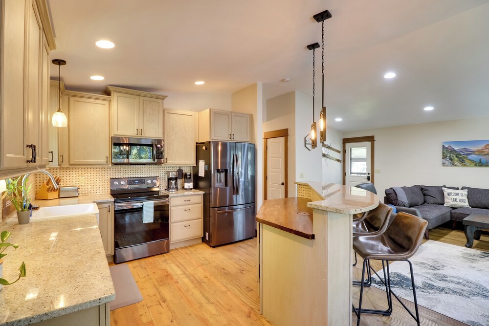 5 Mi to Whitefish Resort: Home w/ Shared Yard!