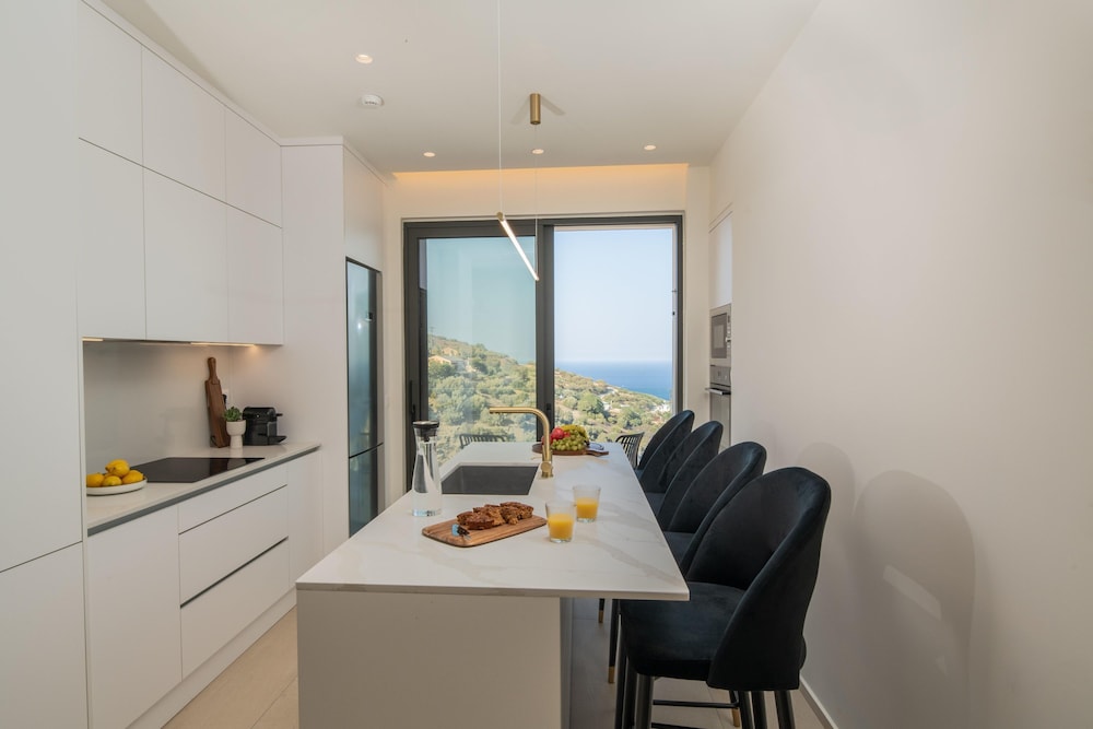 Luxury Villa Verde
