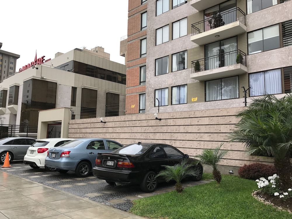ALU Apartments - Miraflores Park