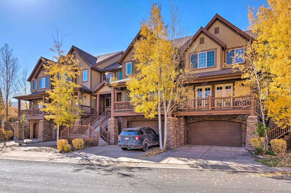 Lavish Jeremy Ranch Retreat - 6 Mi to the Canyons! view 4