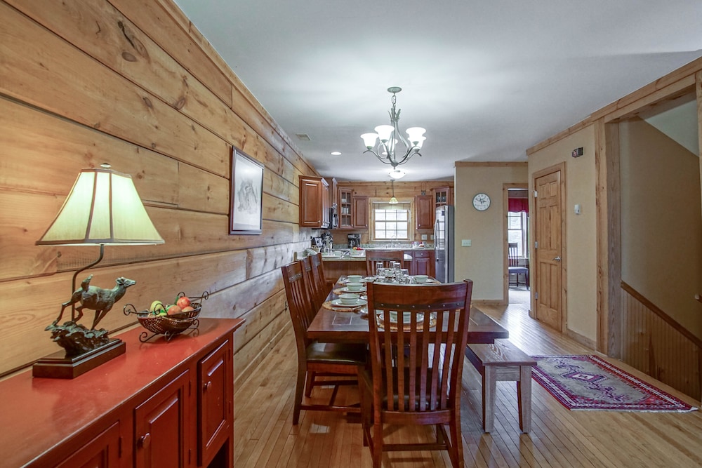 Loggers Run #8: 5 Bedrooms, 3.5 Baths