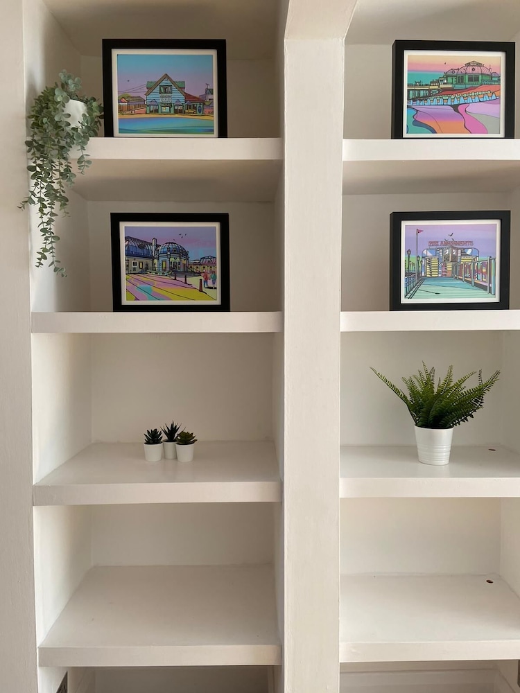 Warwick House, photo 64
