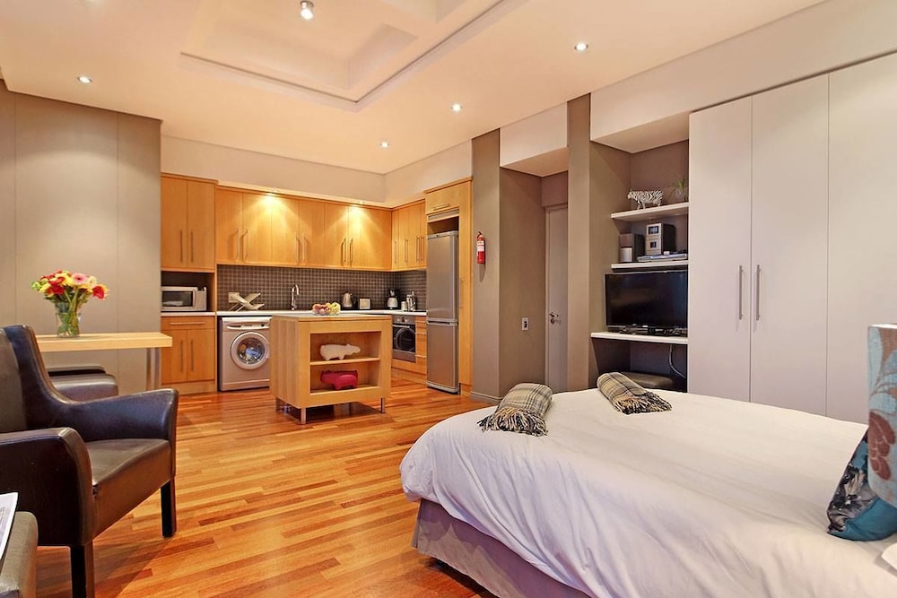 Cape eazi stayz's Cartwright Apartments