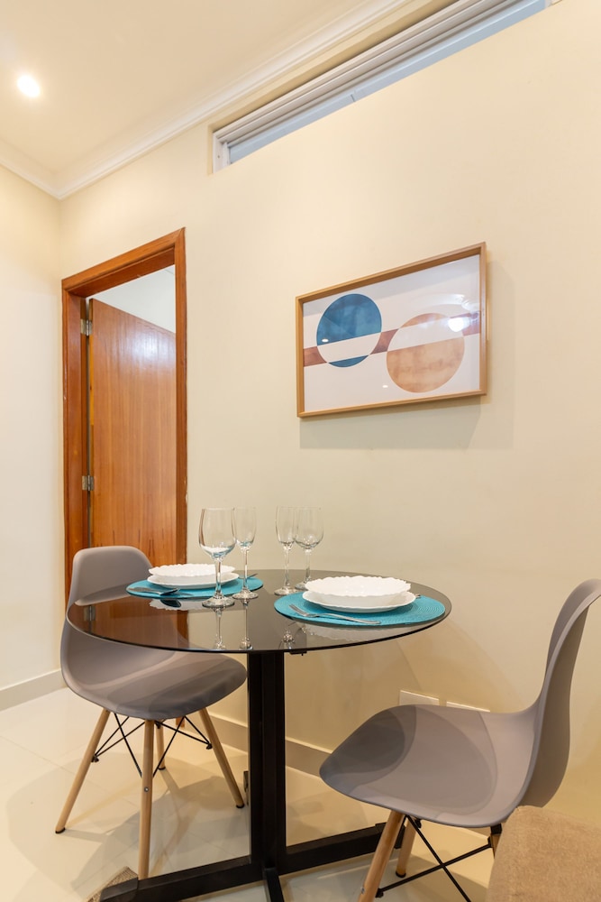 Cosy in Copacabana 7 Minutes From the Beach Fm211