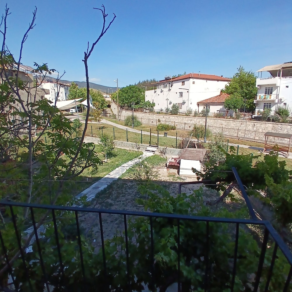 Mehmet Home