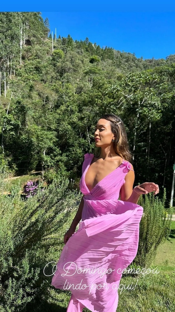 SEU PARAISO NA MONTANHAS