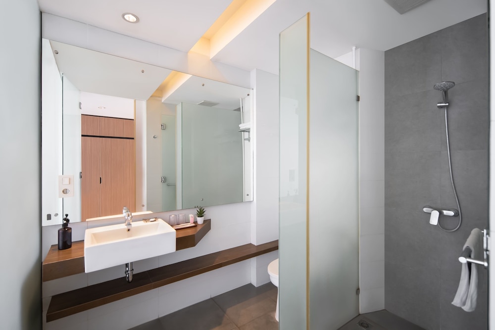 Cove Southouse Residence