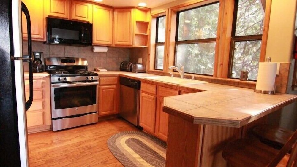 Photo 9