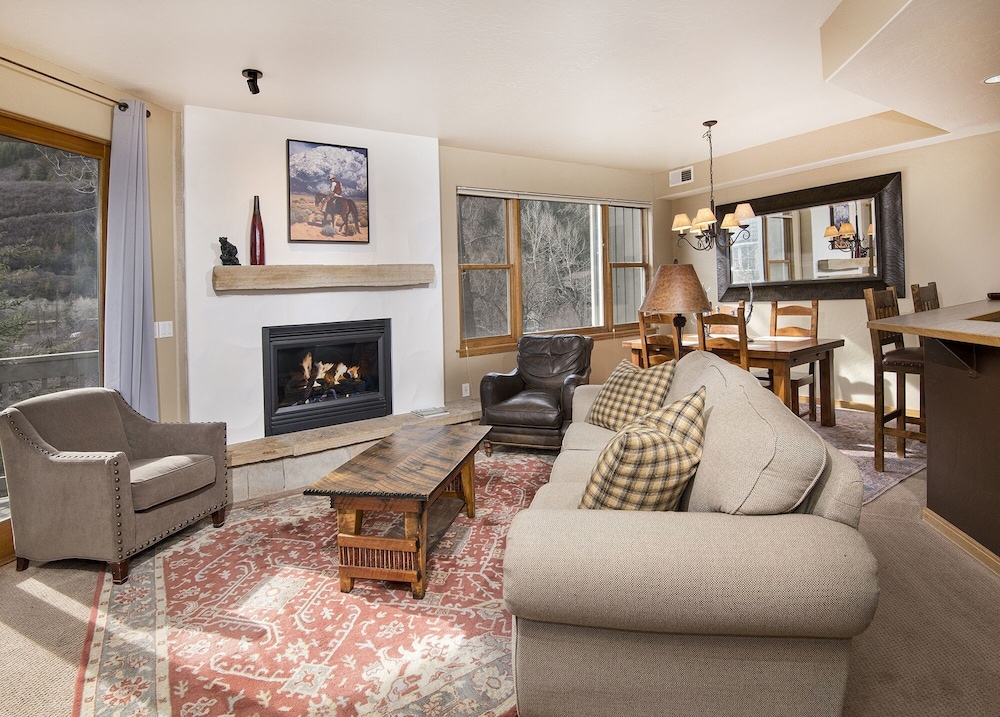 Canyon Run I-203 2 Bedroom Condo by Redawning - Property Image 15