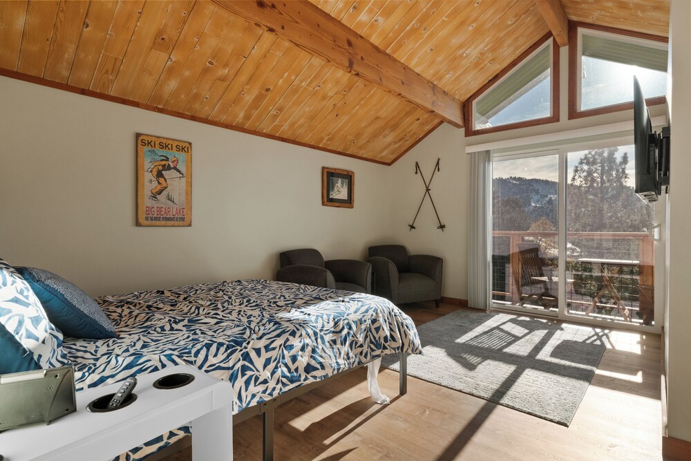 Moonridge Chalet