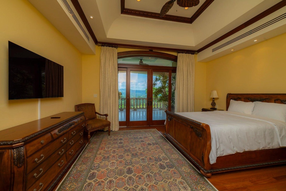 - Casa Garmus - 10 bdr Ocean View