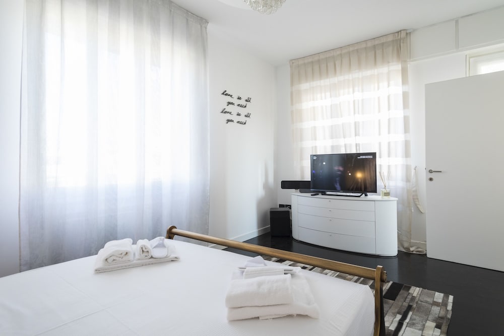 Hemeras Boutique House Aparthotel Duomo