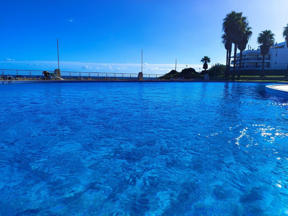 Lagos Ocean BAY With Pool by Homing