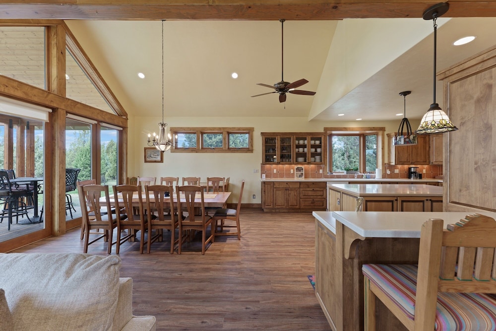 High Lowe 4 Bedroom Home