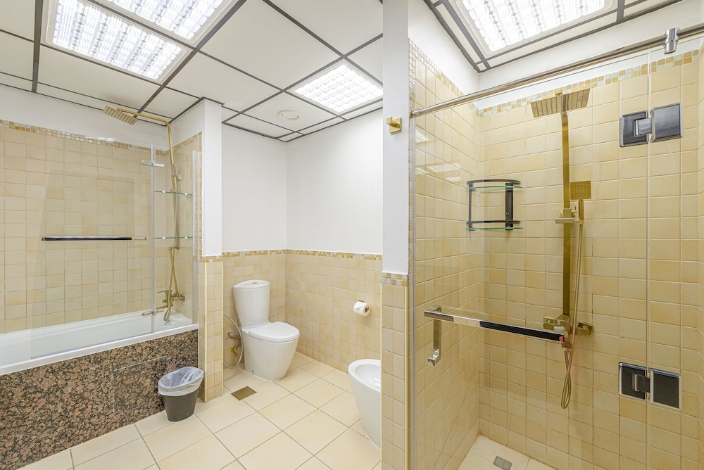 Marco Polo - Deluxe Waterfront Roomy Apt, Perfect for Groups