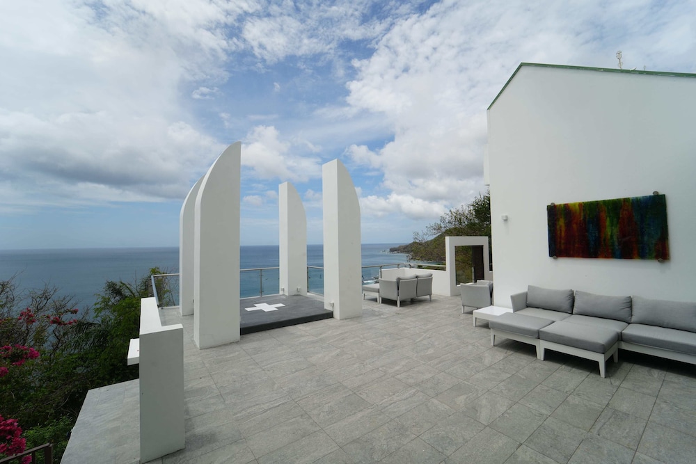 Villa Being - Tobago Luxury B&B