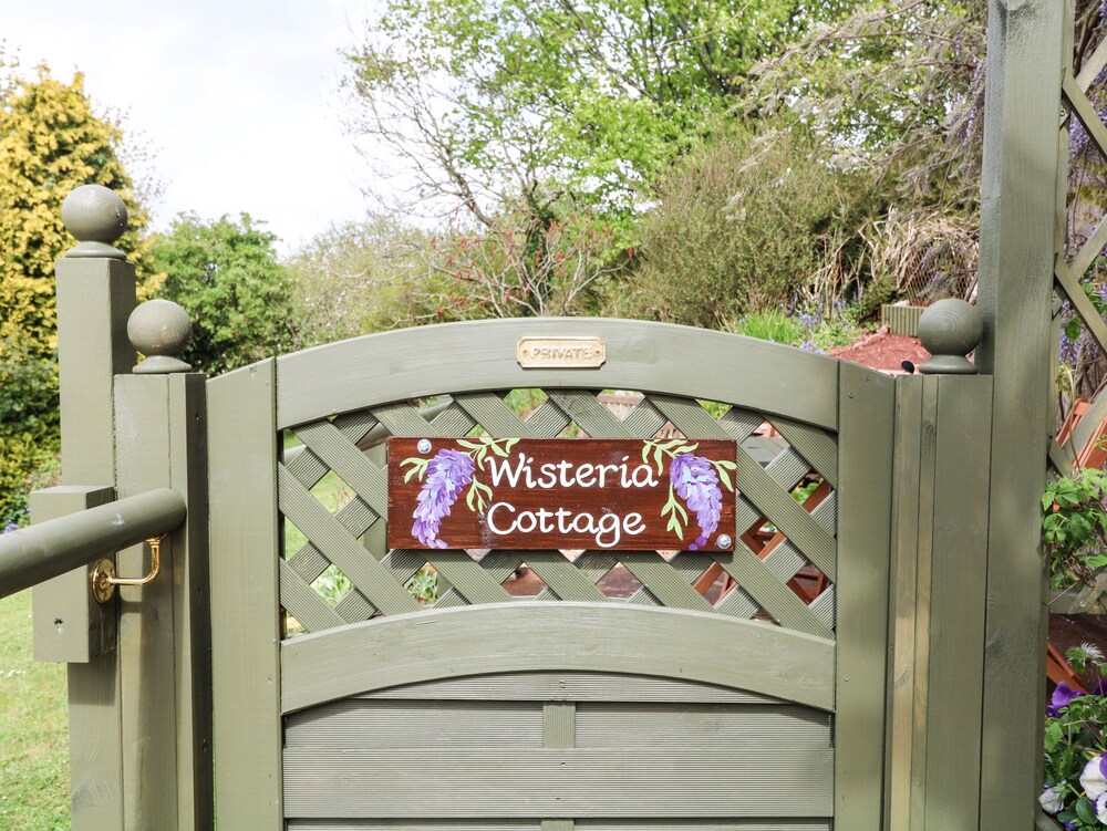 Wisteria Cottage