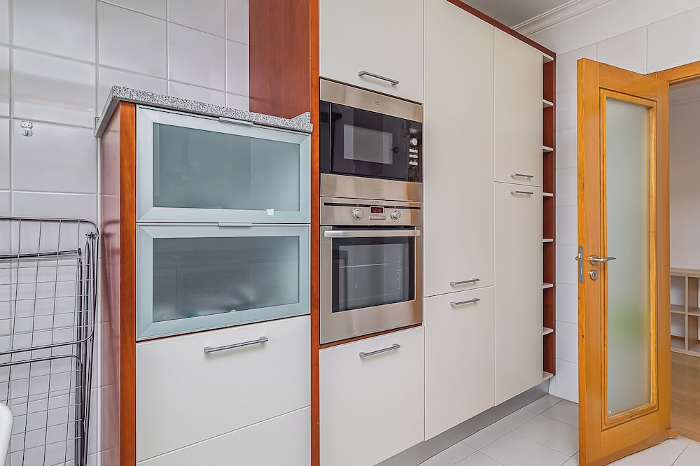 Stylish Stay in Lisbon-Scenic Views