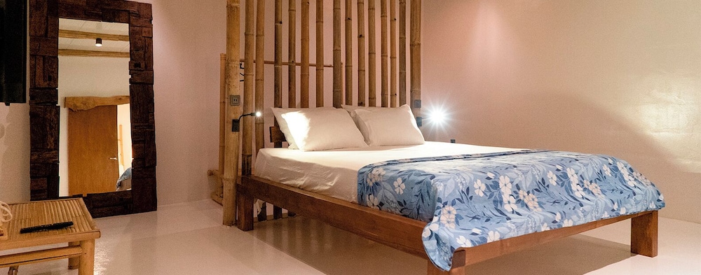 lilium rooms