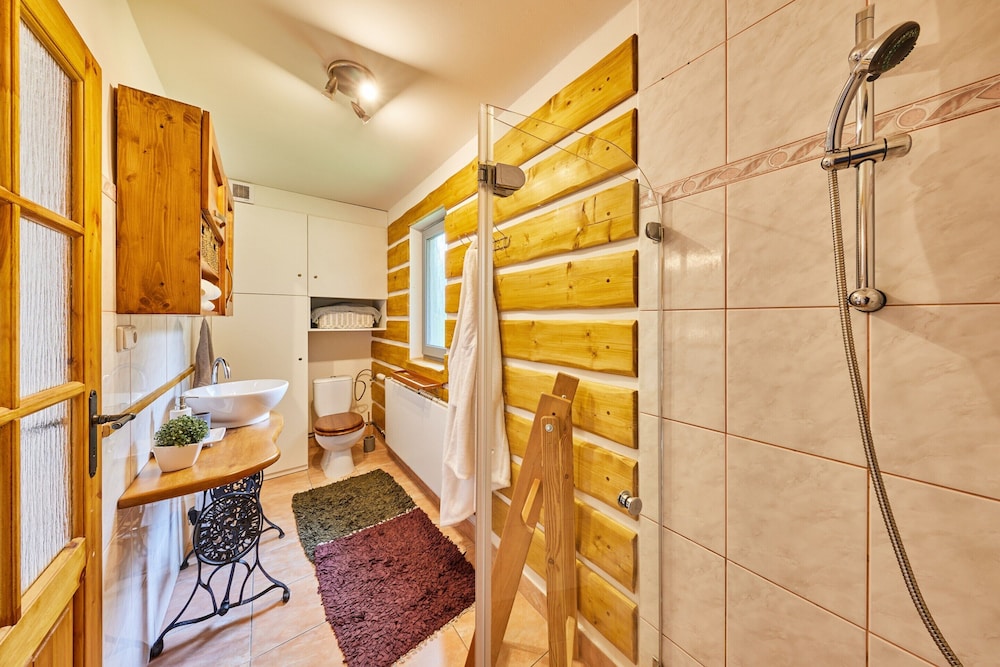 Villa in Jablonec With Sauna & Hot Tub