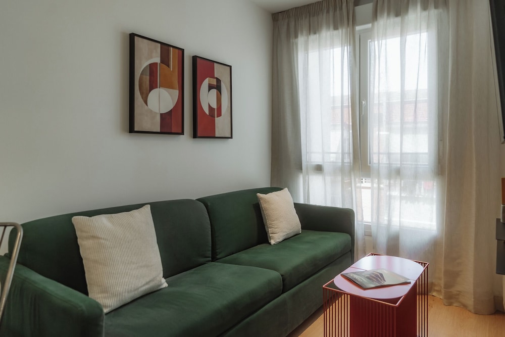 Via Monte Apartments