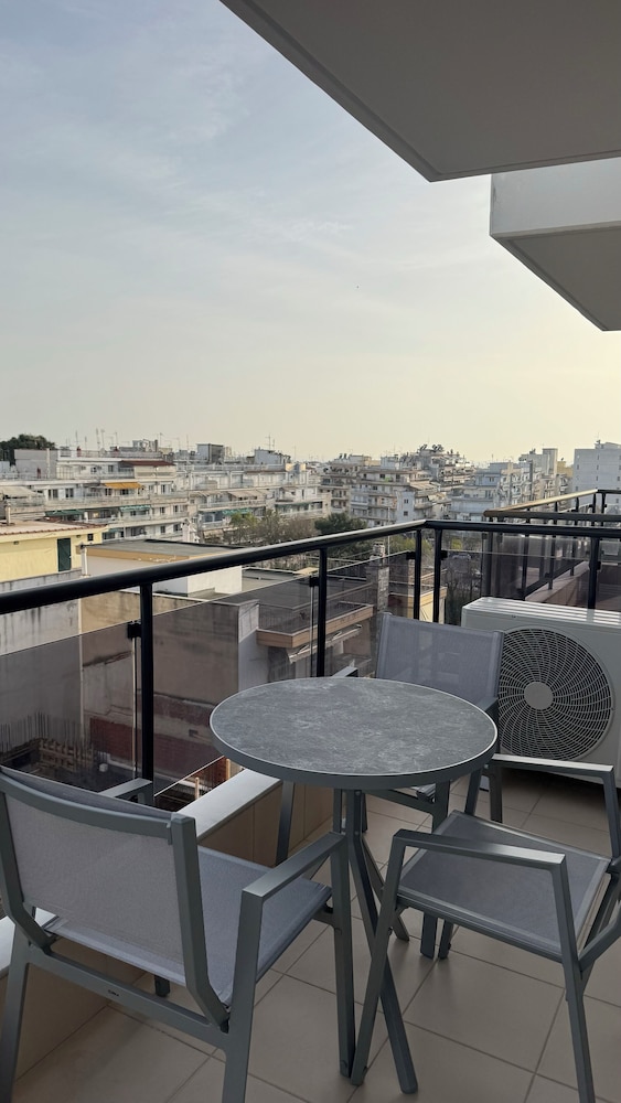 Icon Apartments