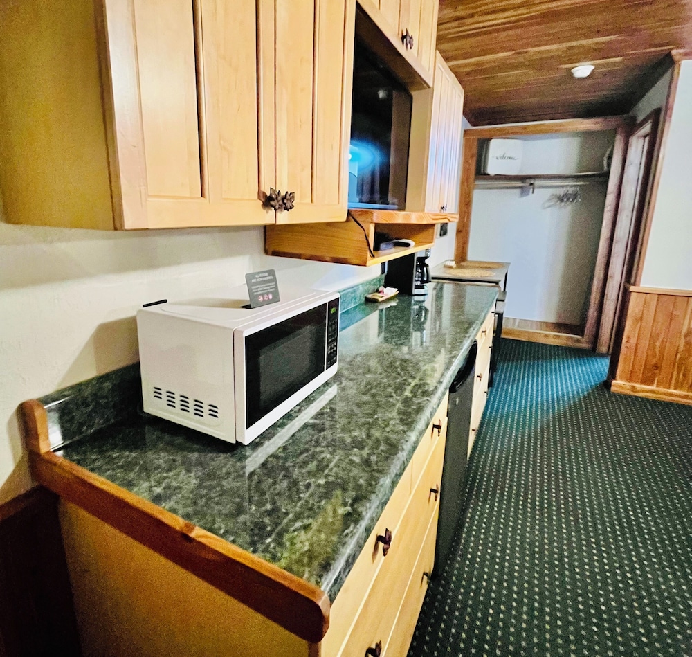 Bear Inn Retreat