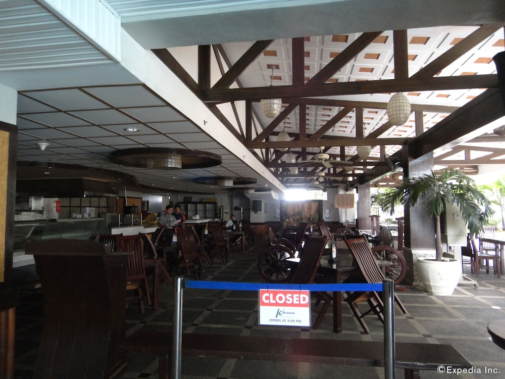 Cebu Vacations - Cebu Parklane International Hotel - Property Image 24