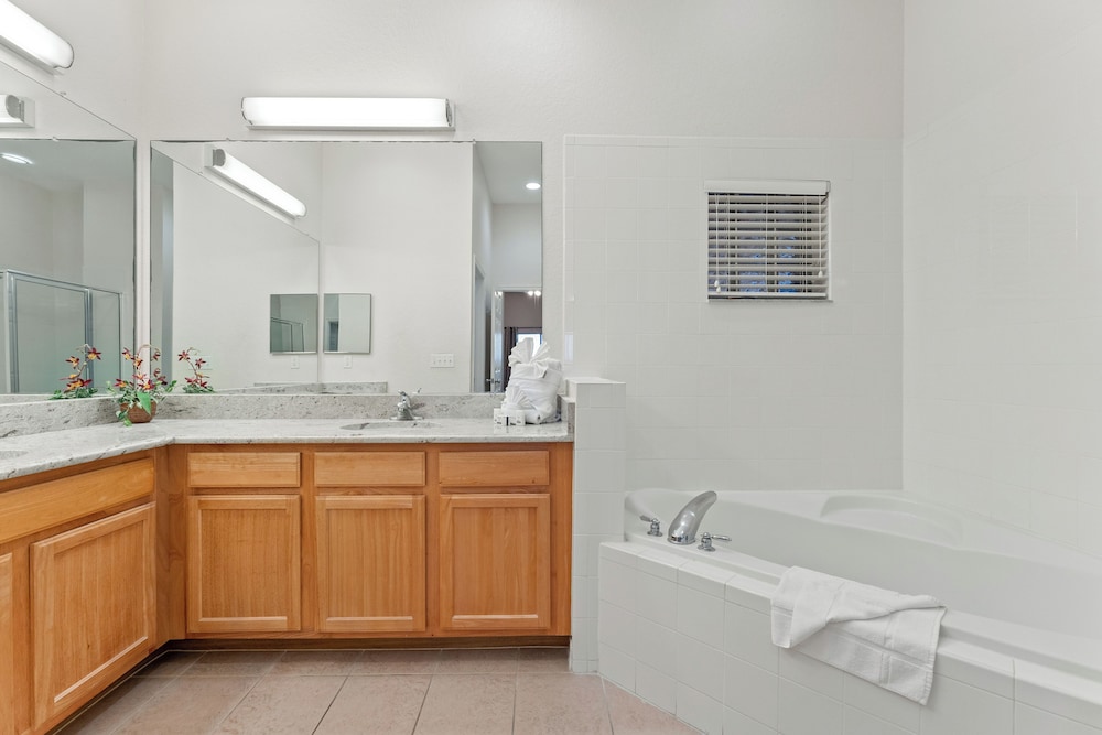Peaceful Horizons at Caribe Cove