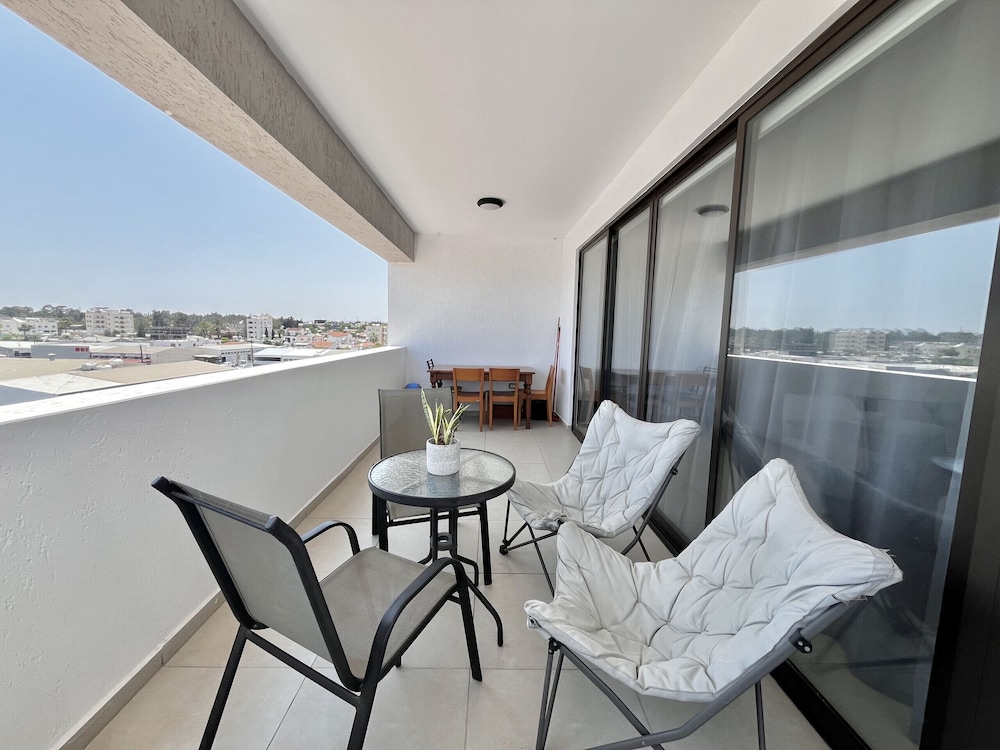 105 LCA - Stay Sealine Apartment