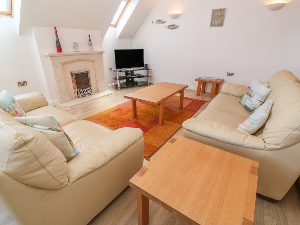 Meridian view 4