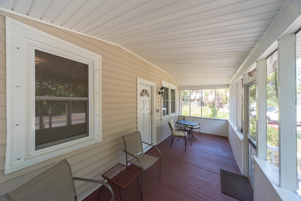 W Huron 110 2 Bedroom Holiday Home By My Ocean Rentals