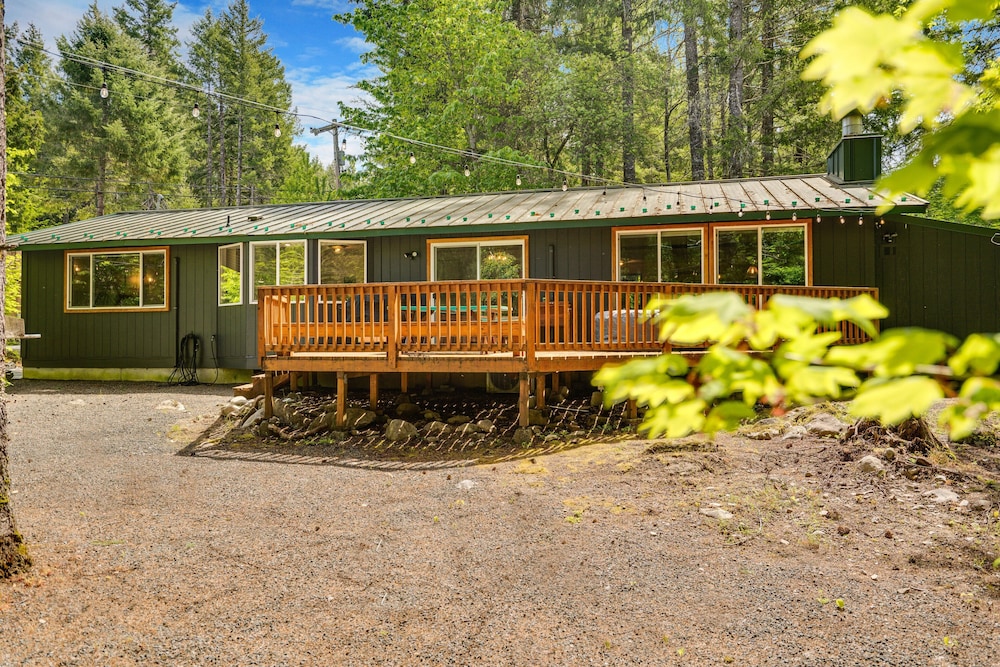 Packshack - Cozy Ski Cabin Mins From White Pass 2 Bedroom Home